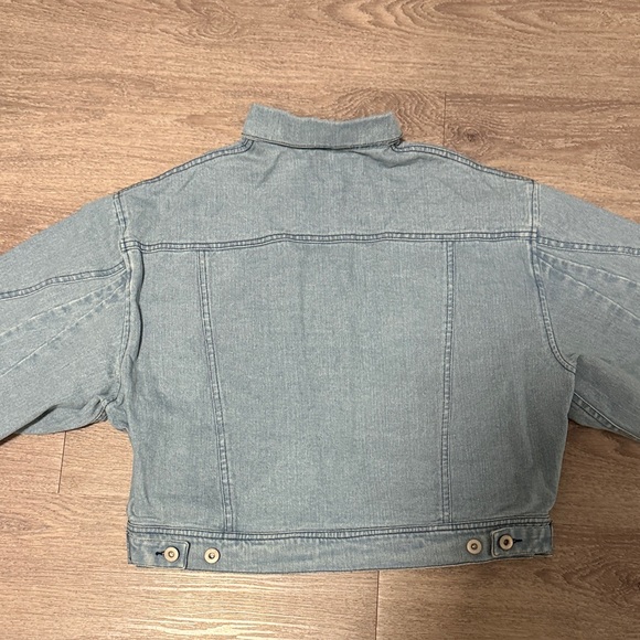 Lingling Women's Denim Jacket - Picture 6 of 8